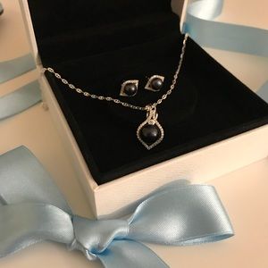 Bundle jewelry gem pedant necklace and earrings